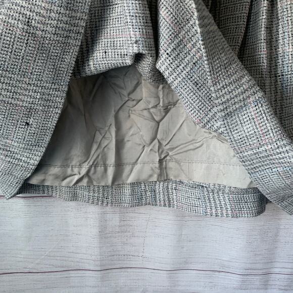 Vintage Gilmor Gray Plaid Skirt Pleated Detail Knee Length Size 11/12 - Picture 8 of 16